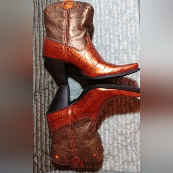 Twisted X Western style heeled boots - Picture 5 of 10